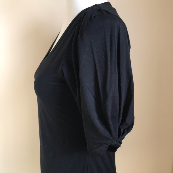 Banana Republic Black V-Neck Top - Picture 3 of 4